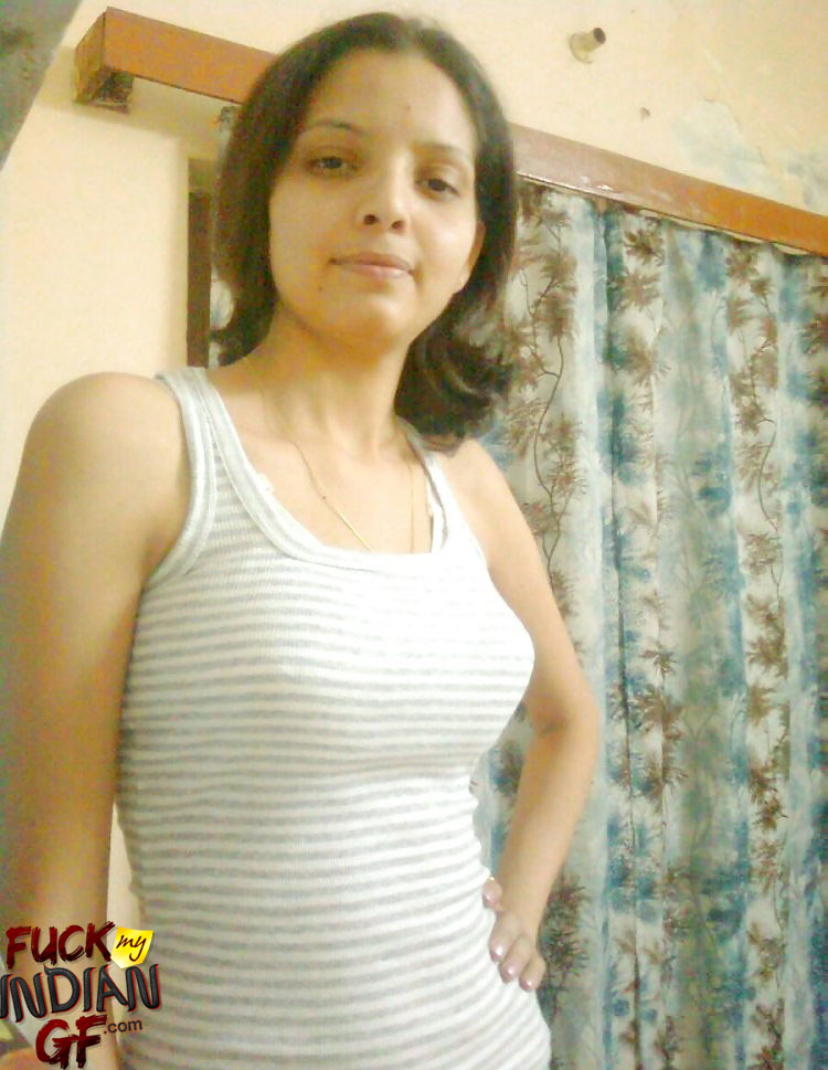 Hot Indian Shashi Bhabhi Naked For Boyfriend