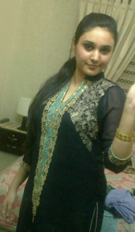 Beautiful Indian Girl Laila Nude Photographs