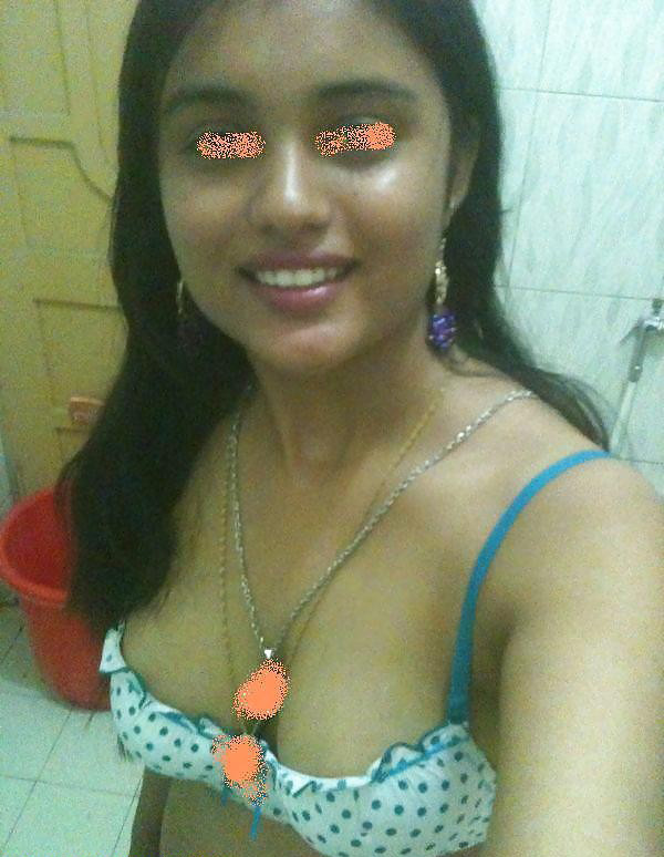 Hot Indian Girlfriend Chandika Nude Pics Leaked
