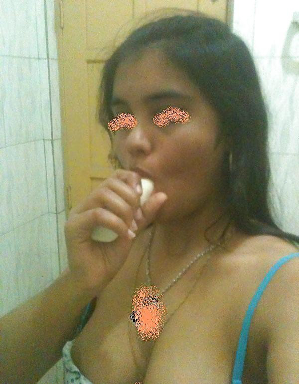 Hot Indian Girlfriend Chandika Nude Pics Leaked