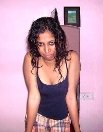 Hot Indian Girl Nude Pics After Shower
