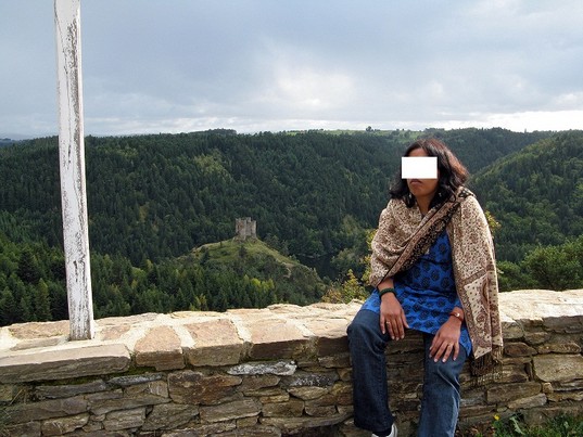 Indian Aunty Karishma Legs Spread For Sex