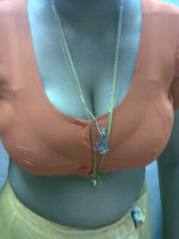 Indian Big Boob Shy Aunty Nude Pics