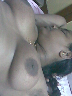 Indian Big Boob Shy Aunty Nude Pics