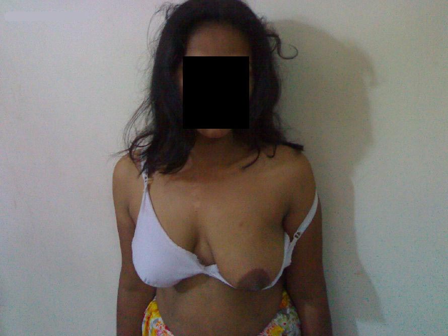 Indian Babe Benish Nude Photoshoot Leaked