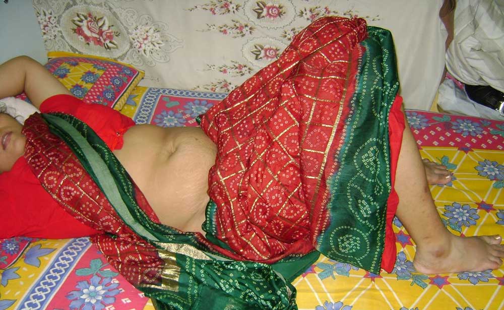 Horny Indian Aunty Aisha Blowjob Sex