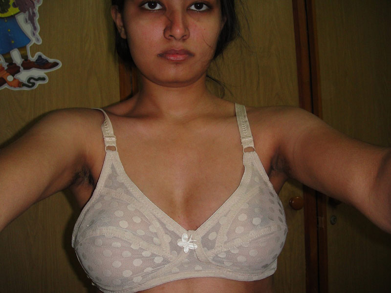 Sexy Indian Muslim Girl Taking Nude Selfies
