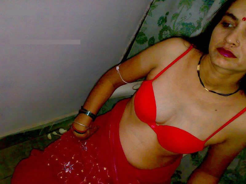Indian Aunty Ghazala Sexy Fucking Slut