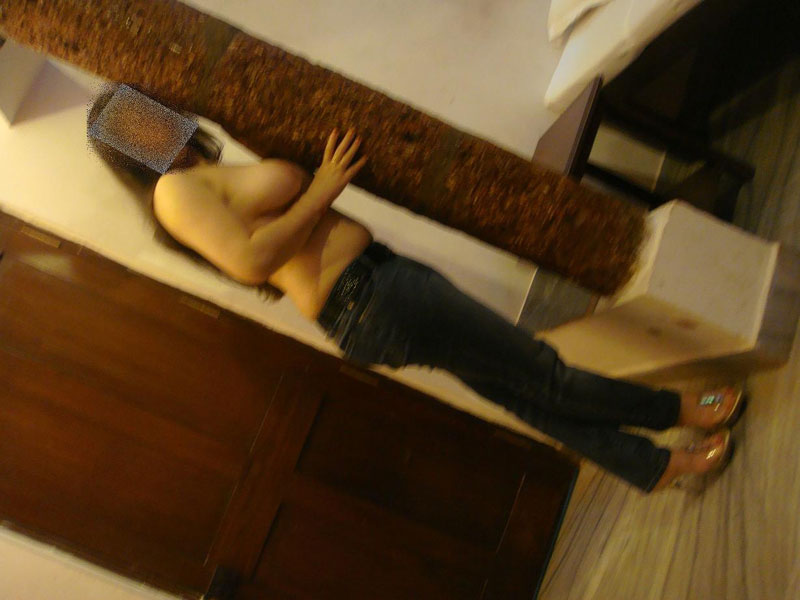 Indian Big Boob Bhabhi Posing Nude For Lover