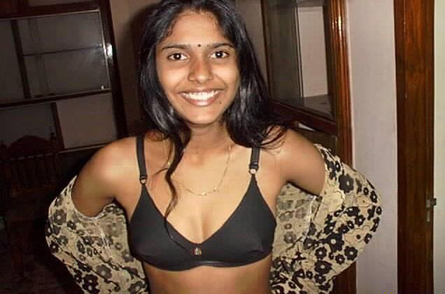 Dusky Indian Bhabhi Sitting Nude At Home