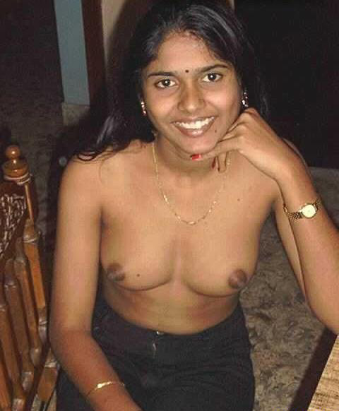 Dusky Indian Bhabhi Sitting Nude At Home