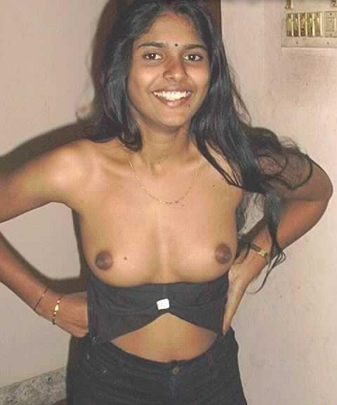 Dusky Indian Bhabhi Sitting Nude At Home