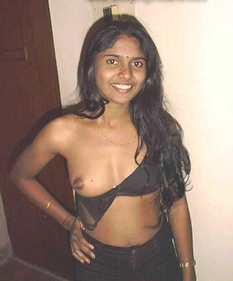 Dusky Indian Bhabhi Sitting Nude At Home