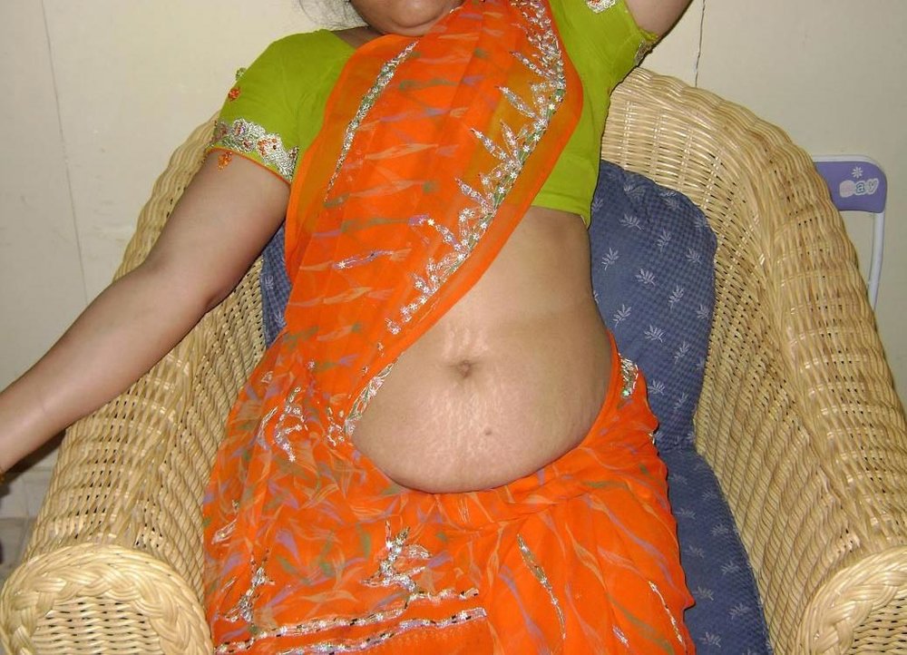 Indian Housewife Kishwar Saree Stripped Nude