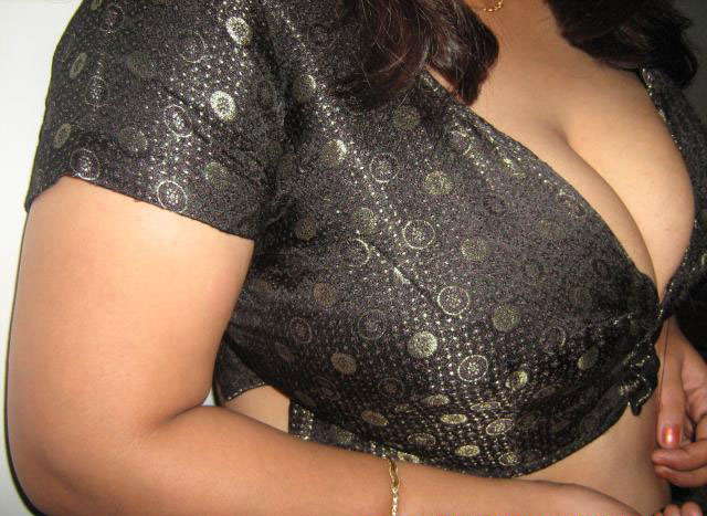 Busty Indian Wife Naima Boobs Pop Out