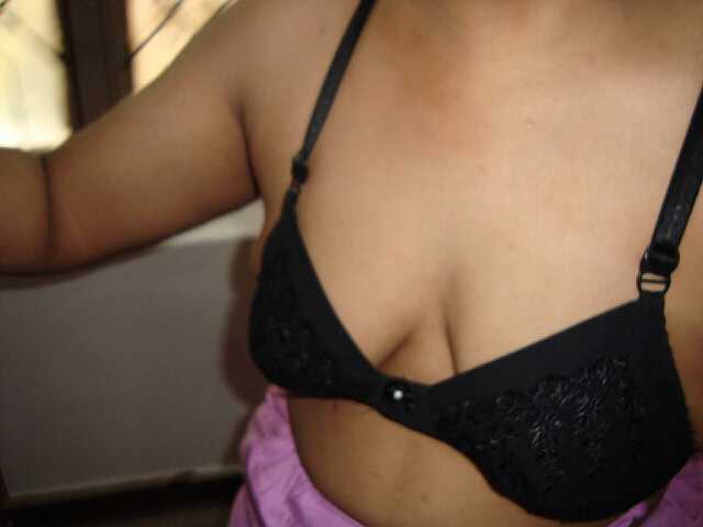 Indian Wife Mahek Pink Saree Stripped Nude