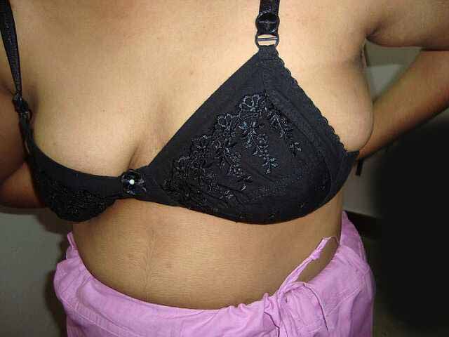 Indian Wife Mahek Pink Saree Stripped Nude