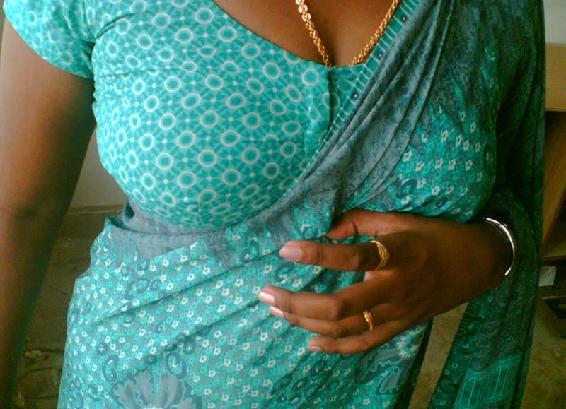 Indian Wife Nayab Showing Her Big Ass