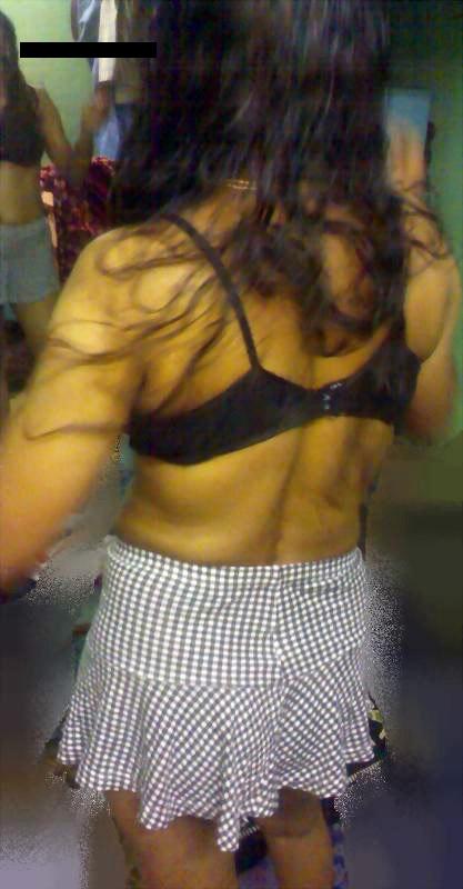 Shy Indian Bhabhi Jamila Exposed Naked