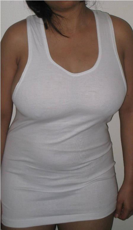 Big Boob Shamita Aunty Erotic Nude Pics