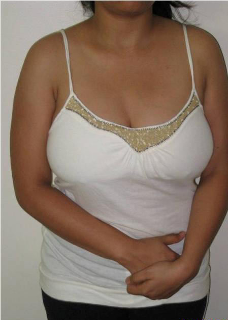 Big Boob Shamita Aunty Erotic Nude Pics