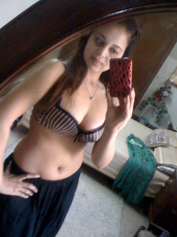 Cute Indian Babe Shahana Pink Bikini