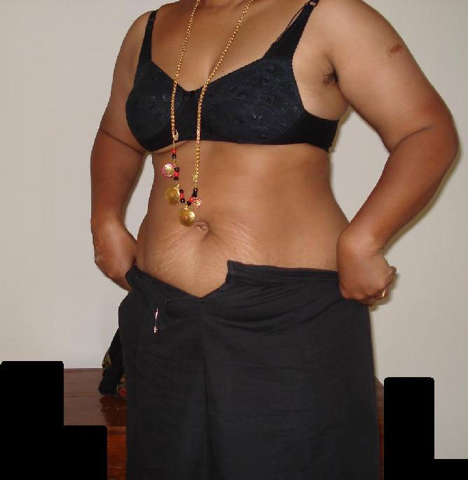 Indian Mature Aunty Anila Saree Stripped Naked