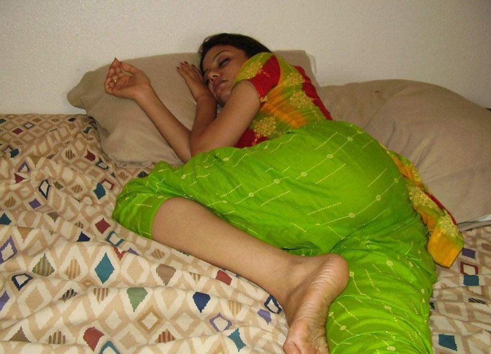 Horny Indian Girl Meenakshi Lying On Bed