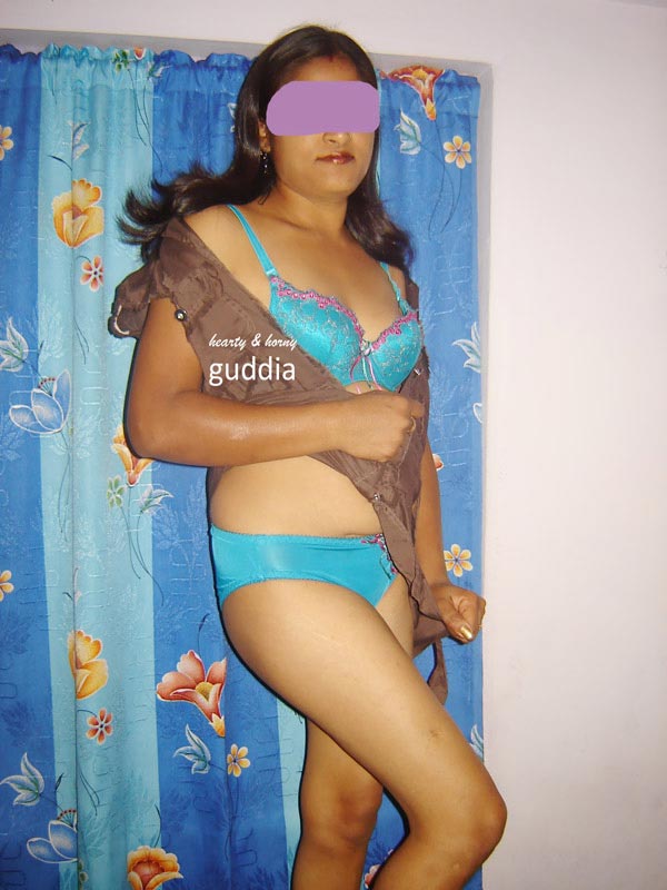 Indian Babe Guddia Sexy Blue Lingerie