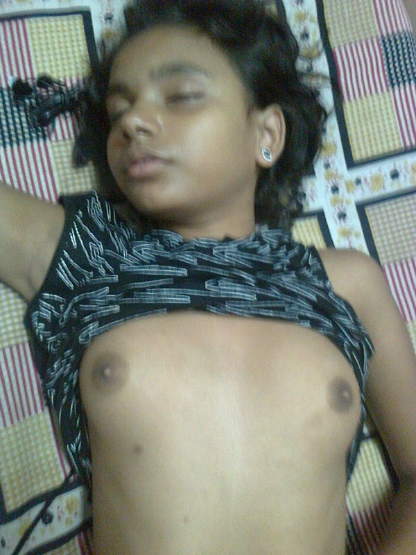 Indian Young Girl Exposed Nude By Boyfriend