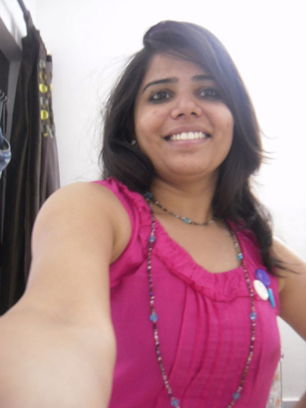 Hot Indian Girl Leela Pussy Selfies