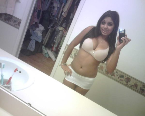 Busty Babe Karina Posing Hot On Camera