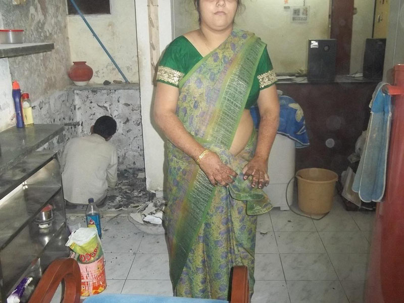 Mature Indian Aunty Posing Nude Kitchen