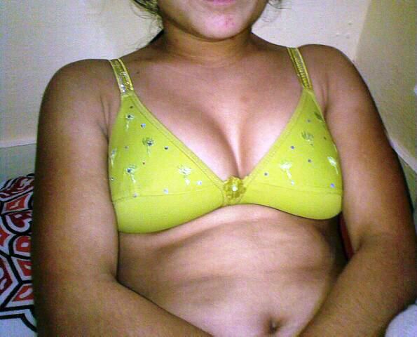 Indian Girl Sushma Stripped Nude Bathroom