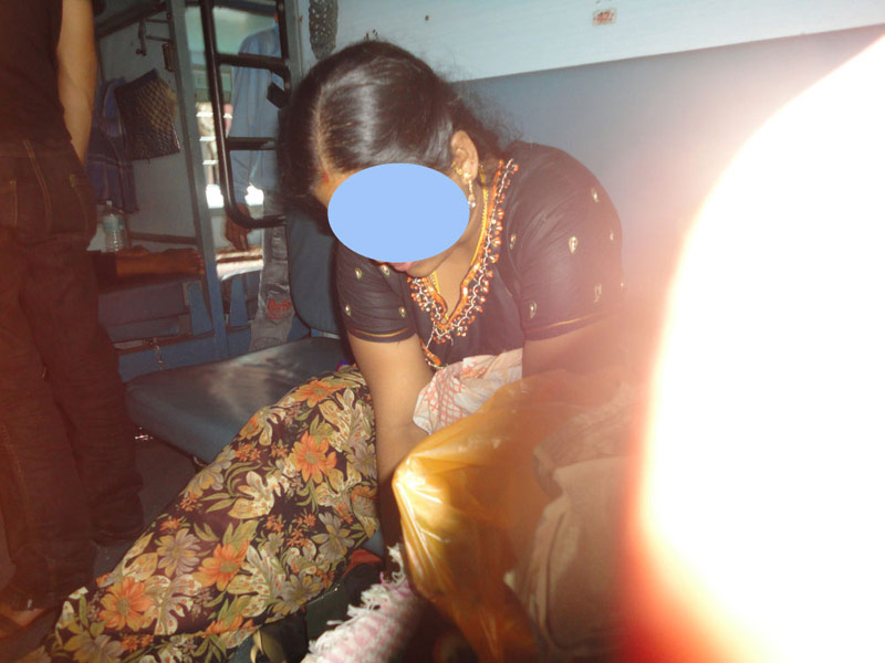 Hot Indian Village Bhabhi Showing Her Boobs