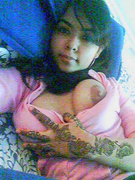 Indian Babe Nirmala Laying Naked On Bed