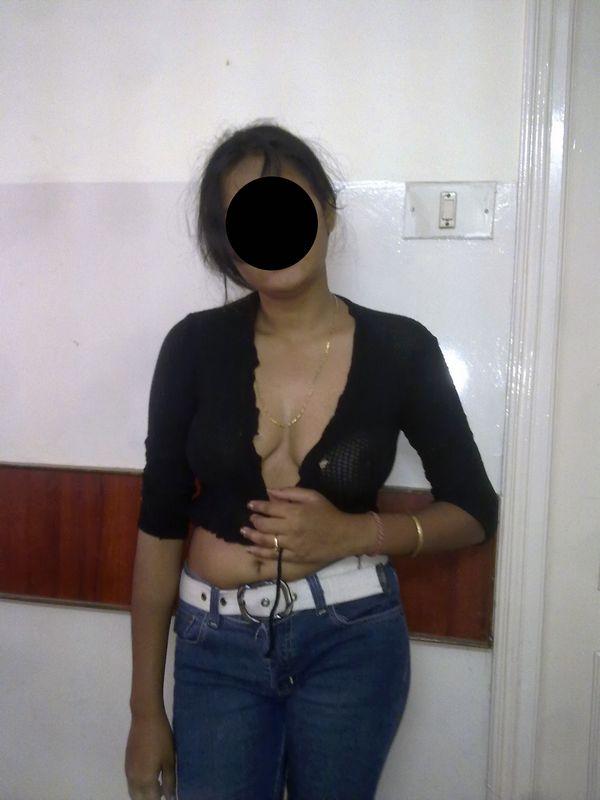 Indian wife opening her blouse for boobs