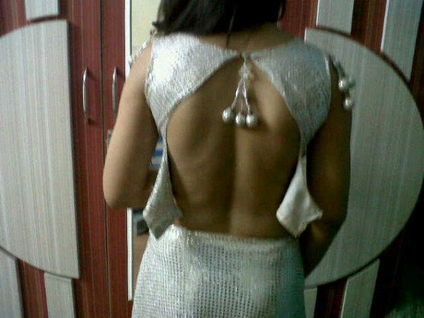 Indian girl after party gettign naked giving her man a blowjob