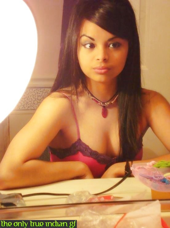 Sweet Indian teen bane Neetu nude