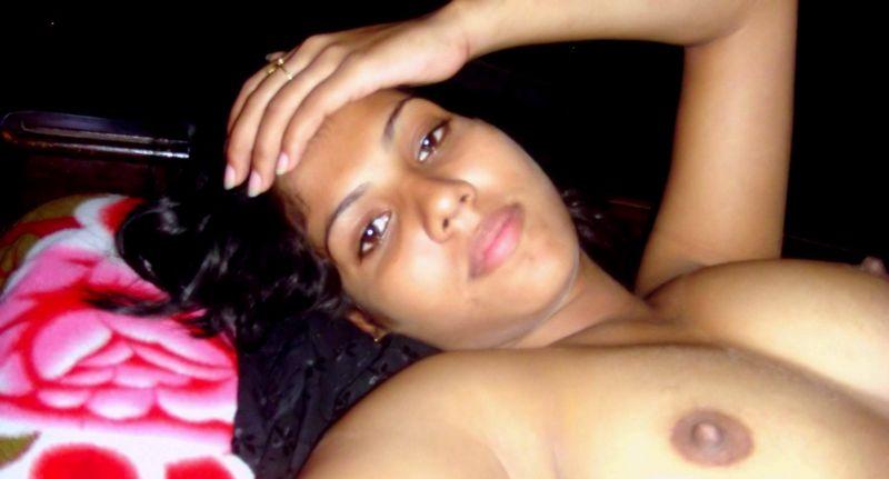 Bangladeshi Sexy Bhabhi Nice Sweet Boobs