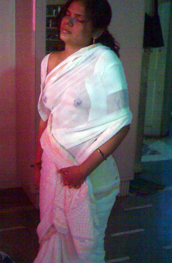 Indian Wife Wearing Wet Sari Boobs Visible