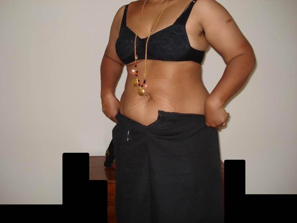 Indian housewife Seeta stripping naked