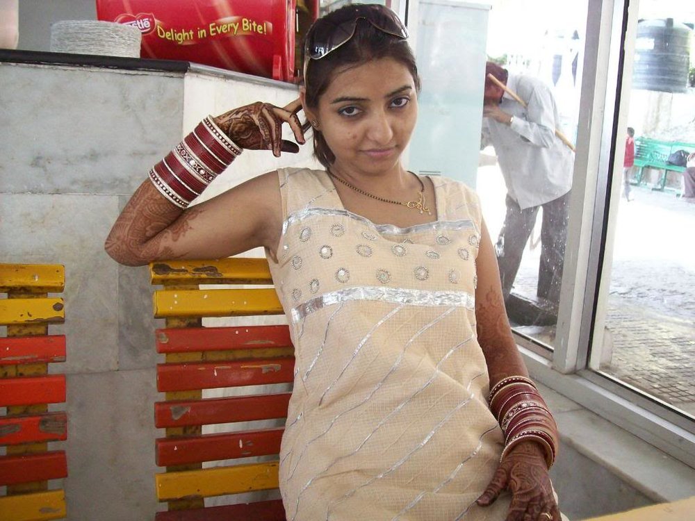 Young Newly Married Indian Couple Honeymoon