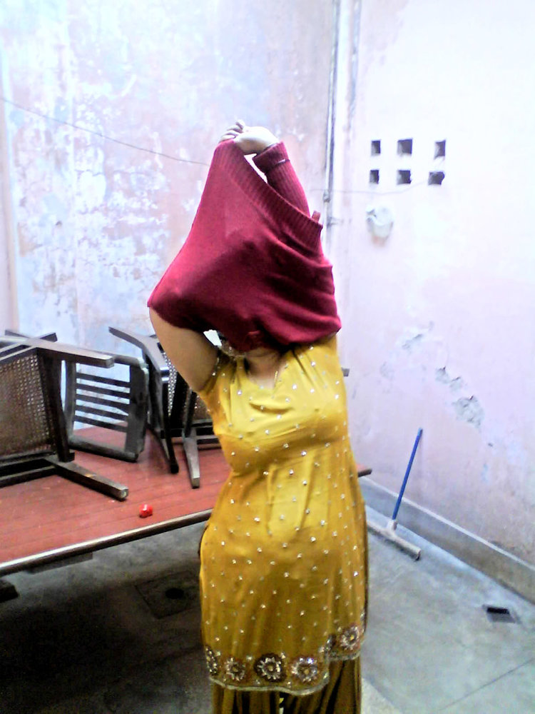 Mumbai based indian wife getting naked to have some rough sex