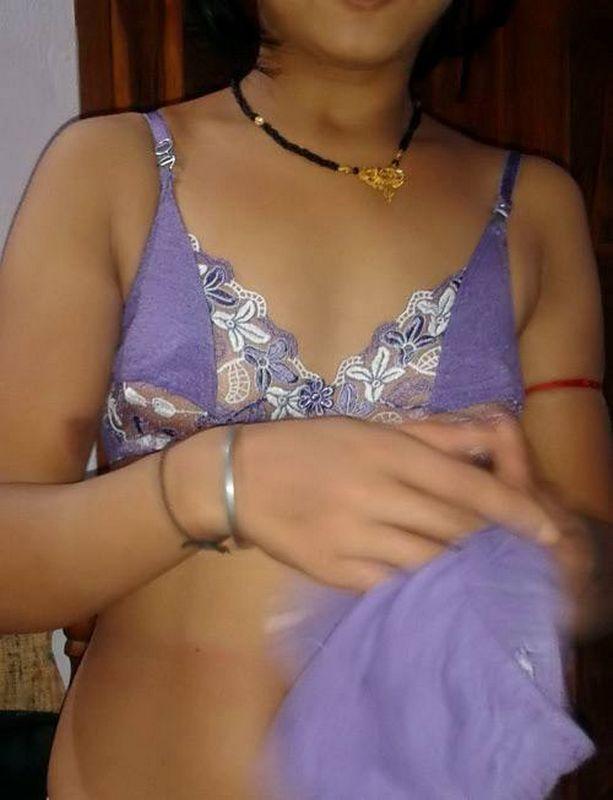 Amateur Indian Wife Opening Her Blouse For Boobs