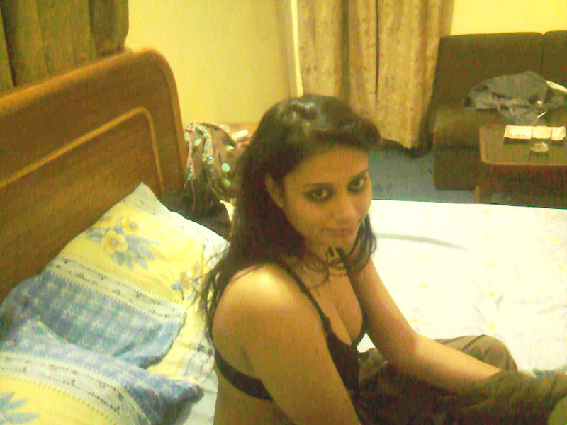 Fuck my indian gf ready to get ripped off