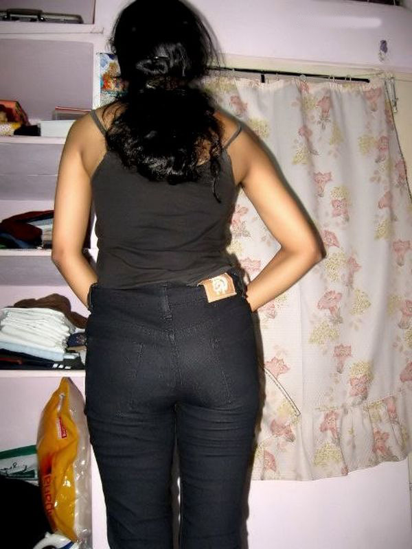 Slim Skinny Sexy Indian Babe Naked