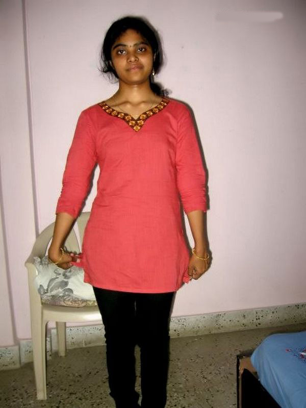 Slim Skinny Sexy Indian Babe Naked