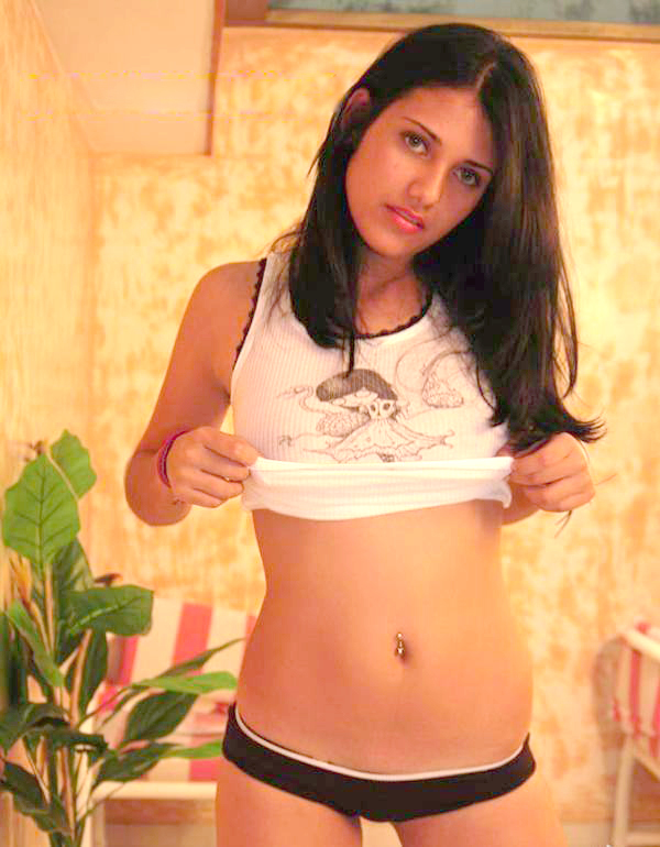 Delicious Indian Babe Taking Her Top Off