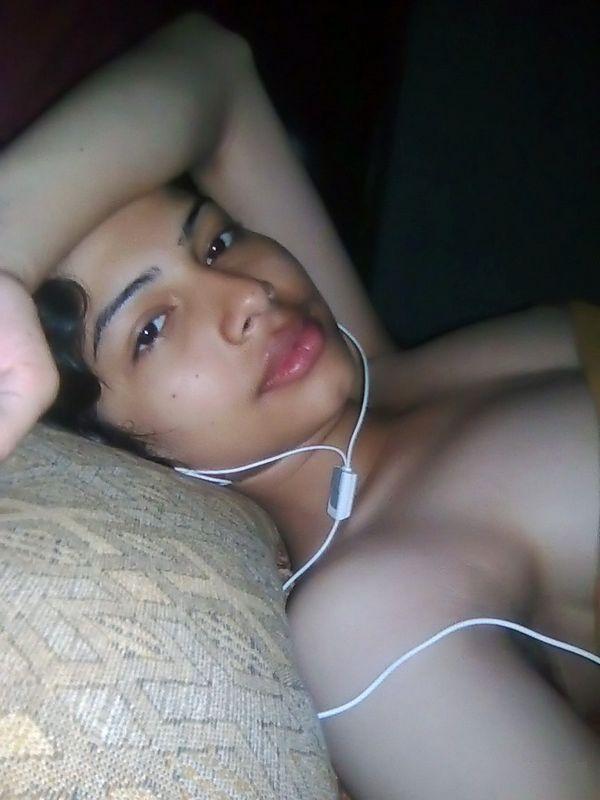 Newly Married Indian Wife With Her Hubby Naked Bed